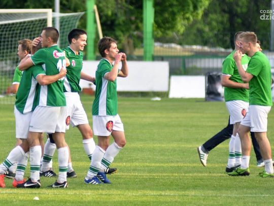 Radość Radomiaka po wygranych derbach