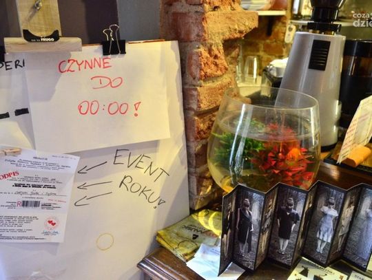 Kawiarnia Artystyczna "Czarne Pożądanie"