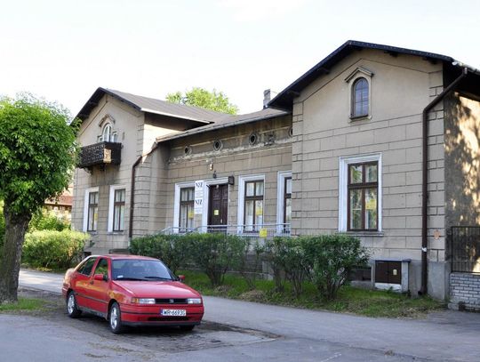 Ul. Okulickiego powoli się zmienia