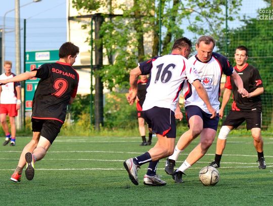 Amatorska liga "Let's Move" w piłce nożnej