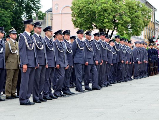 80 lat lotnictwa na Ziemi Radomskiej 80 lat lotnictwa na Ziemi Radomskiej