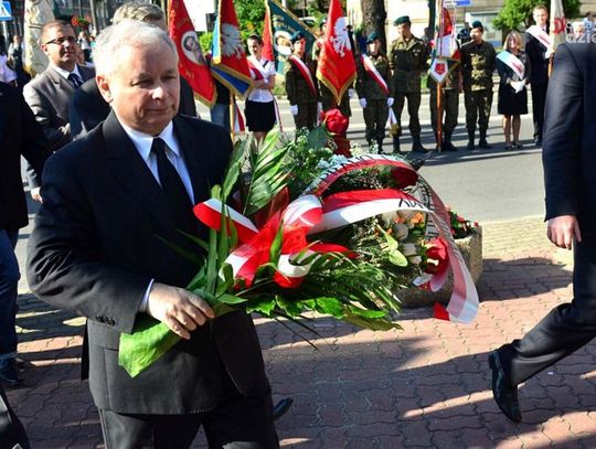 Uroczystości rocznicowe przed pomnikiem Czerwca ’76 Uroczystości rocznicowe przed pomnikiem Czerwca ’76