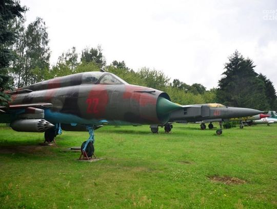 Zabytkowe samoloty na Sadkowie