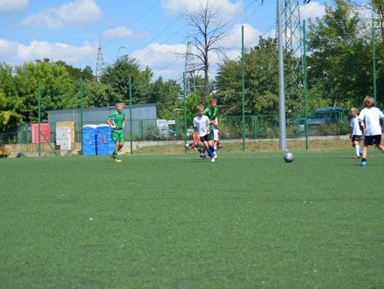 "Z Podwórka Na Stadiony" Orlik 21- Orły Remigiusza