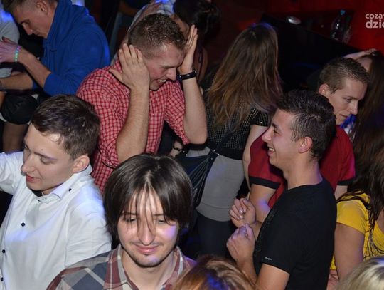 Sobotnia noc w Lemonie i Kosmosie Sobotnia noc w Lemonie i Kosmosie