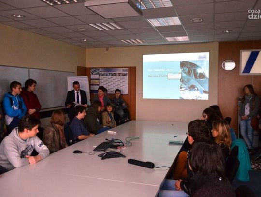 Uczniowie z PG 5 z wizytą w Dürr Poland Uczniowie z PG 5 z wizytą w Dürr Poland