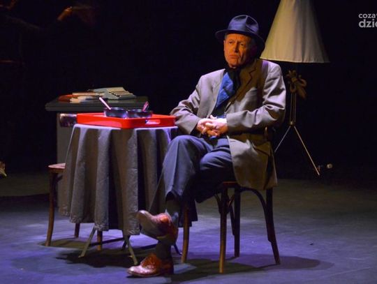 X Międzynarodowy Festiwal Gombrowiczowski - "Czekając na Nobla", Compagnie ITEK, Reims/Francja X Międzynarodowy Festiwal Gombrowiczowski - "Czekając na Nobla", Compagnie ITEK, Reims/Francja