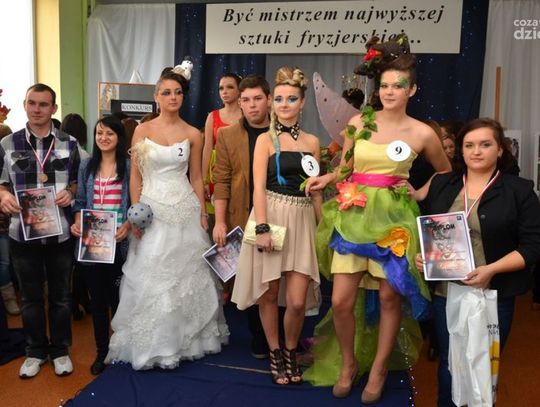 Być mistrzem najwyższej sztuki fryzjerskiej...-ZDZ Radom