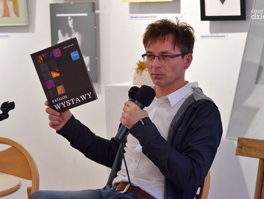 Robert Utkowski „Katalog wystawy” - wystawa fotografii i promocja tomiku poetyckiego w MBP