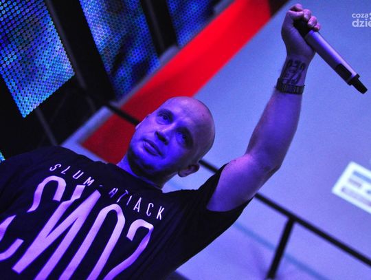 SLUMS ATTACK / PEJA / DJ DECKS w ramach trasy „Całkiem Nowy TOUR 2012-2013" - Strefa G2 SLUMS ATTACK / PEJA / DJ DECKS w ramach trasy „Całkiem Nowy TOUR 2012-2013" - Strefa G2