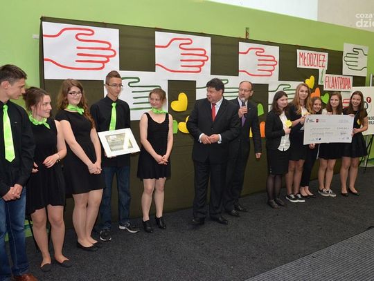 "Młodzież i Filantropia" w PG13