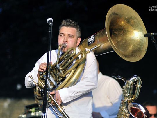 Poparzeni Kawą Trzy na deptaku Poparzeni Kawą Trzy na deptaku