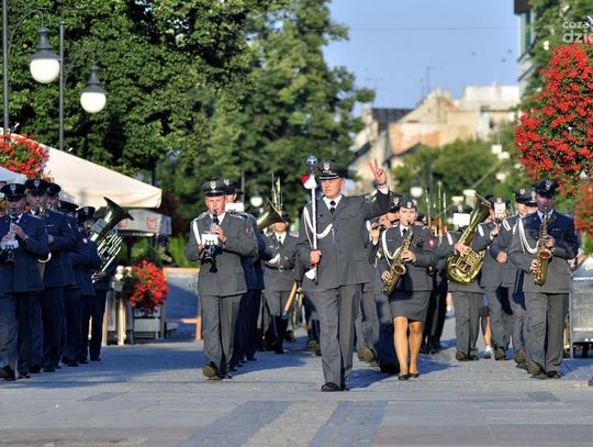 Ceremonia otwarcia 8 Mistrzostw Europy w Akrobacji Samolotowej w klasie Advanced