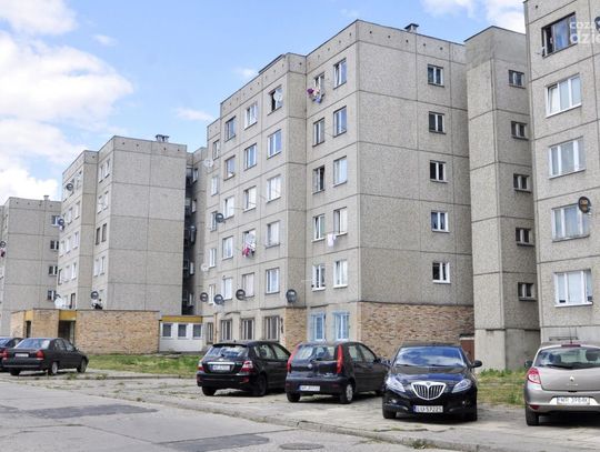 Blok przy ulicy Mieszka I 15