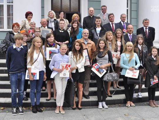 Stypendia Polish Orphans Charity z Kanady