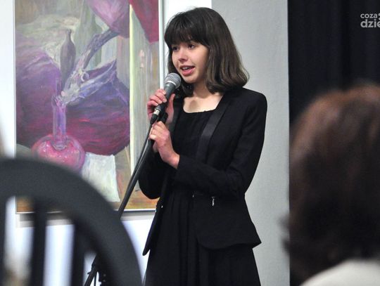 Wystawa Anety Tkaczyk z cyklu "Studenci i debiutanci"