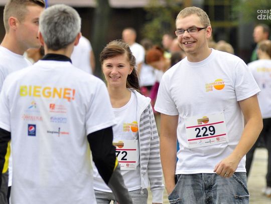 Słoneczny bieg,  turniej siatkówki i streetball