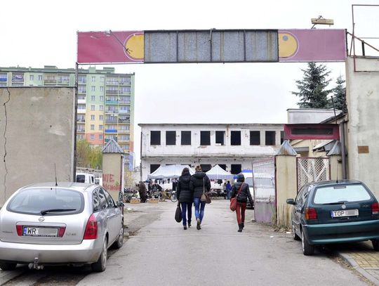 Pozostałości po Radomskich Zakładach Drobiarskich Imperson