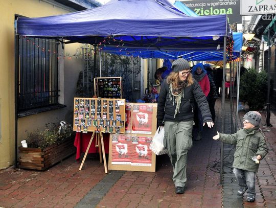 KierMiszMasz Świąteczny na ul. Focha KierMiszMasz Świąteczny na ul. Focha