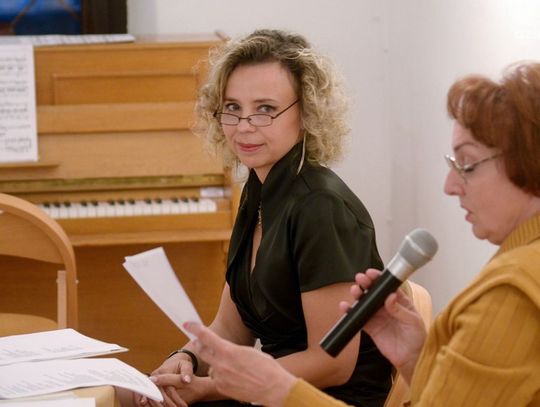 "Kosmogonie" - promocja tomiku poezji Moniki Mazur w MBP