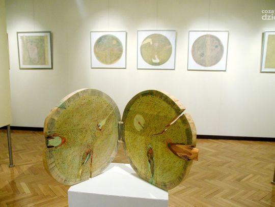 Wystawy inaugurujące XI Międzynarodowy Festiwal Gombrowiczowski Wystawy inaugurujące XI Międzynarodowy Festiwal Gombrowiczowski