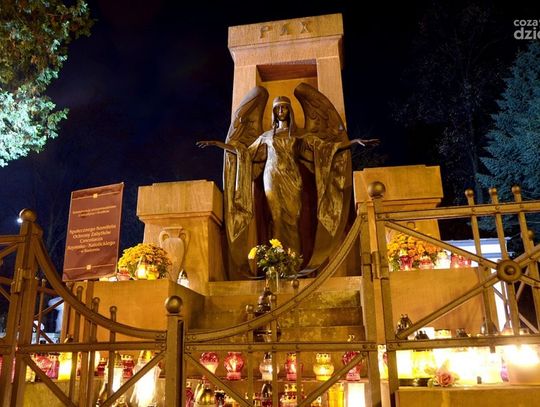 Noc Wszystkich Świętych Noc Wszystkich Świętych