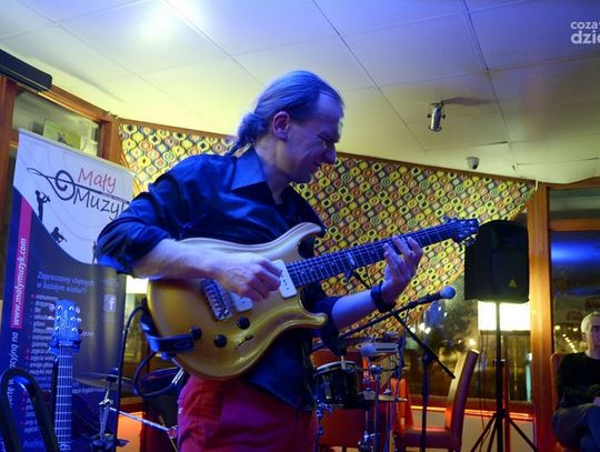 Piotr Domagała Trio - Zaduszki Jazzowe w Restauracji Parkowa Piotr Domagała Trio - Zaduszki Jazzowe w Restauracji Parkowa