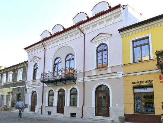 Zakończenie przebudowy kamienic przy Rwańskiej 16, Wałowej 1 i skweru Unii Radomsko-Wileńskiej