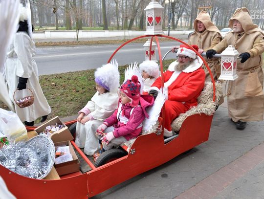 Ewangelizujący Mikołaj na ulicach Radomia Ewangelizujący Mikołaj na ulicach Radomia