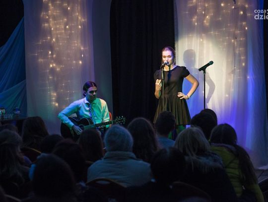 „Singing CAROLine” Karolina Wojdat & zespół KaRa w Łaźni