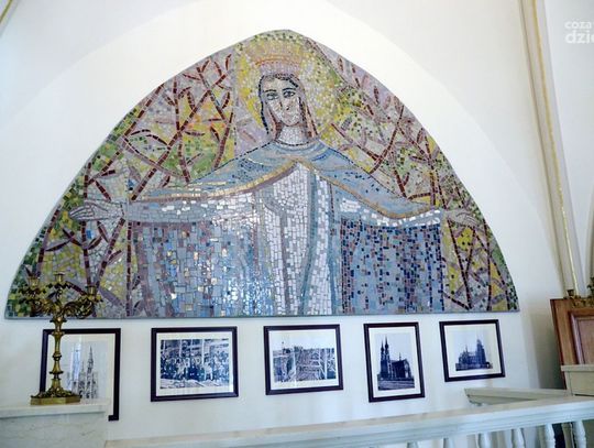 Muzeum Katedralne w Katedrze pw. Opieki NMP Muzeum Katedralne w Katedrze pw. Opieki NMP