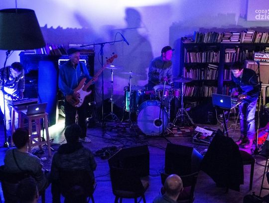 Baaba w Czytelni Kawy