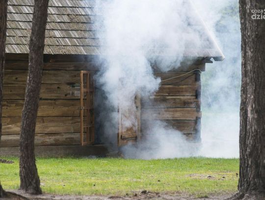 Pali się! Majówka ze strażakiem Waldkiem w Muzeum Wsi Radomskiej