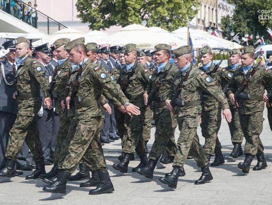 Święto 42. Bazy Lotnictwa Szkolnego Święto 42. Bazy Lotnictwa Szkolnego