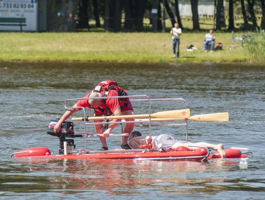 Akcja "Bezpieczne wakacje" przy zalewie na Borkach