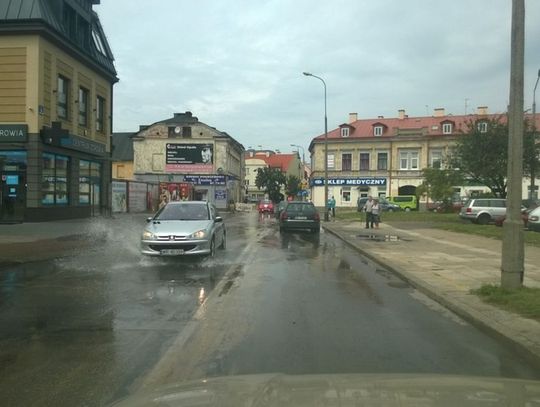 Awaria wodociągu na ul. Lekarskiej