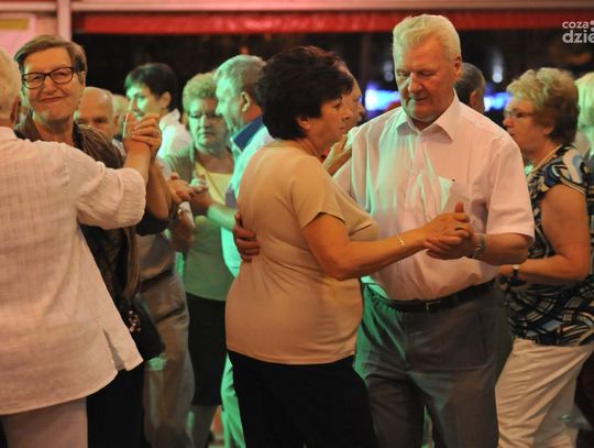 Wieczór taneczny w Parkowej Wieczór taneczny w Parkowej