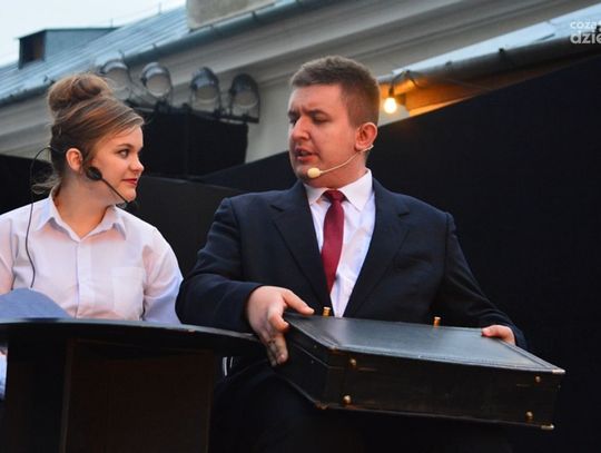 "Czy Lucyna to dziewczyna?" - musical w stylu retro