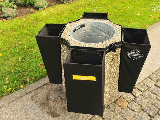 Pilotażowy projekt segregacji śmieci w przestrzeni publicznej wystartował