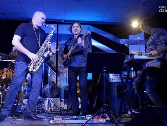 Walk Away & Eric Marienthal - koncert w MOK Amfiteatr Walk Away & Eric Marienthal - koncert w MOK Amfiteatr