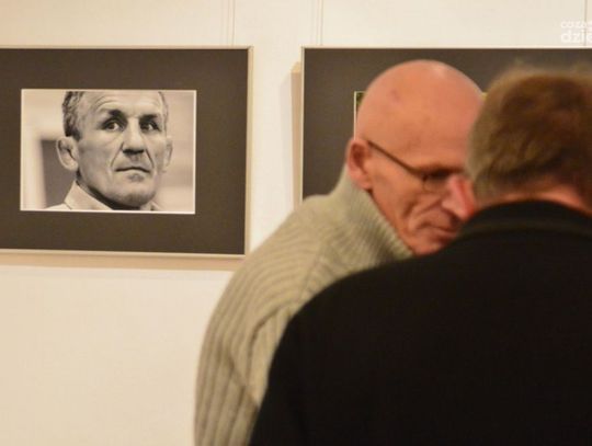 Doroczna Wystawa Fotoklubu RP Stowarzyszenia Twórców Regionu Radomskiego Doroczna Wystawa Fotoklubu RP Stowarzyszenia Twórców Regionu Radomskiego