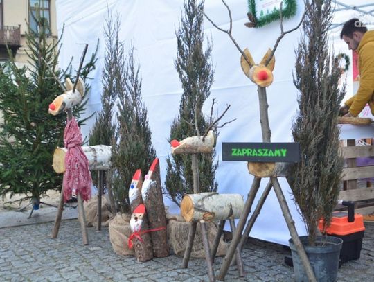 Kiermasz świąteczny na Rynku