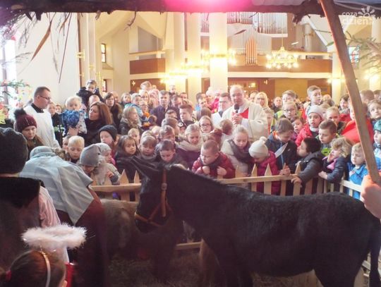 Żywa szopka u św. Łukasza Żywa szopka u św. Łukasza