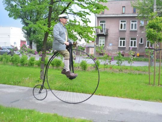 130 lat roweru w Radomiu-majówka na zielonej trawce