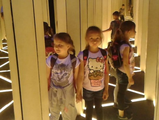 Najfajniejsi z PSP nr 25 odwiedzili Farmę Iluzji Najfajniejsi z PSP nr 25 odwiedzili Farmę Iluzji