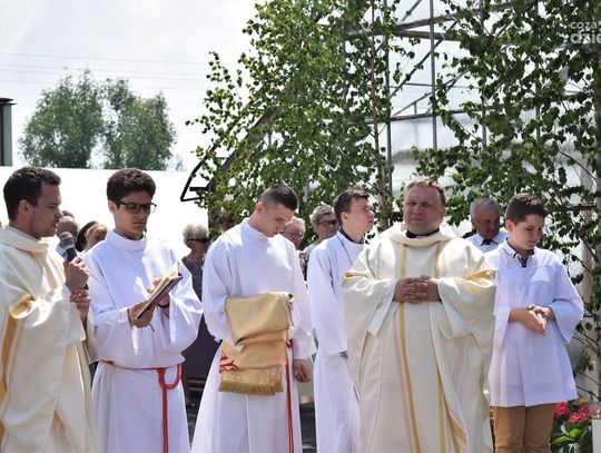 Procesja Bożego Ciała - parafia Chrystusa Króla w Radomiu