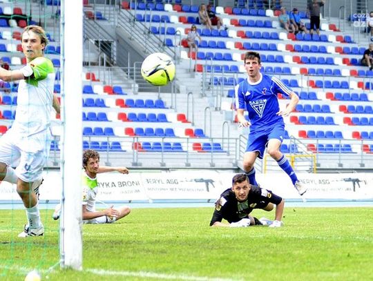 BROŃ RADOM - LECHIA TOMASZÓW MAZOWIECKI