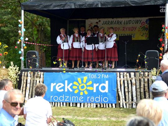 Jarmark ludowy Tyndy - Ryndy w Bieniędzicach