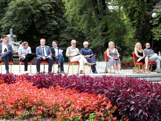 Narodowe Czytanie "Quo vadis" i happening "Sienkiewicz - katastrofa naszego rozumu"