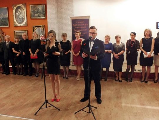 Studniówka w V LO im. R. Traugutta